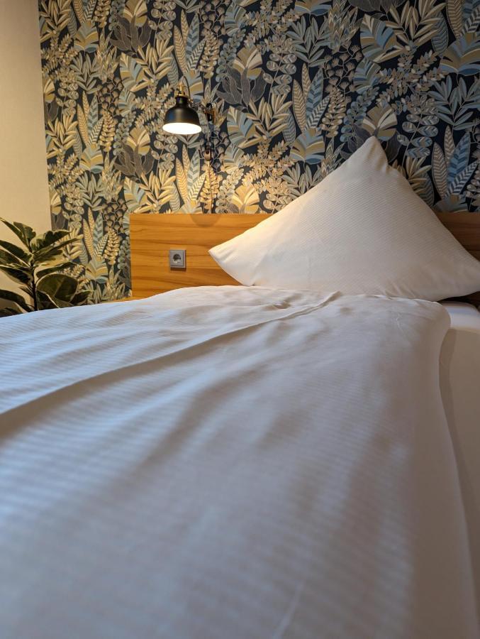 Paga - Parkgaststaette Hotel Ehrenburg Luaran gambar